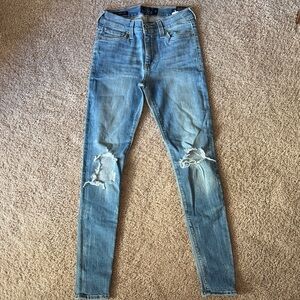 Lucky Brand Medium Blue Denim Jeans
